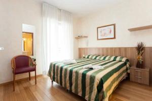 Residence Desenzano, Milan
