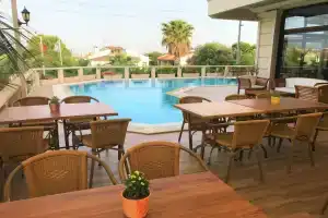 Lord Hotel, Cesme