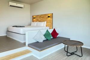 HIP Seaview Resort @ Phi Phi, Phi Phi Island