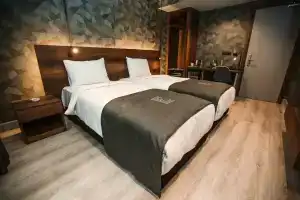 Emens hotel, Izmir