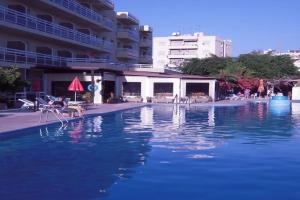 Sunquest Gardens Holiday Resort, Limassol