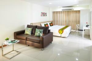 The Plimplace 2, Bangkok