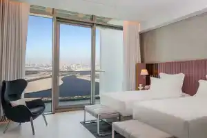 SLS Dubai Hotel & Residences, Dubai