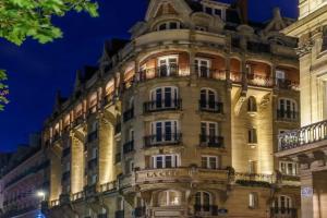 La Clef Louvre by The Crest Collection Mini-hotel