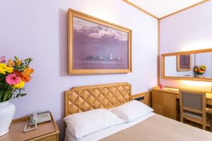 Albergo Italia, Novara