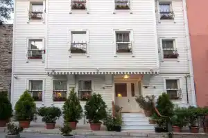 Dilhayat Kalfa Hotel, Istanbul