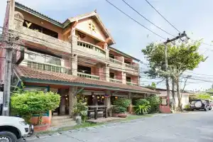 Casa Brazil Homestay, Karon