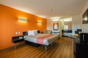 Motel 6-Savannah, GA - Midtown, Savannah