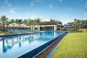 JA Palm Tree Court, Dubai