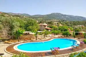Zephyros Hotel, Mesudiye