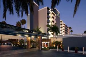 Four Points by Sheraton Westside Hotel, Los Angeles