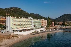 Corfu Maris, Benitses
