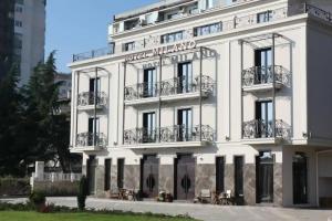 Milano Hotel, Bourgas