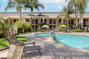 Best Western Plus South Coast Inn, Santa Barbara
