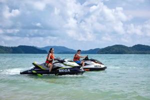 Aloft Langkawi Pantai Tengah, Pantai Tengah