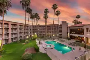 Best Western Plus Scottsdale Thunderbird Suites, Scottsdale