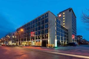 ibis München Parkstadt Schwabing Hotel, Munchen