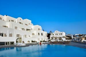 Santorini Palace, Fira