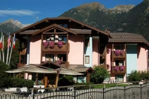 Hotel Quadrifoglio, Pinzolo