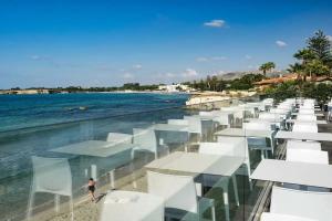 White Bay Hotel, Fontane Bianche