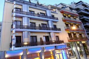 Anita Hotel, Piraeus