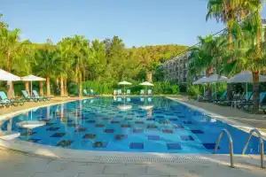 Crystal Green Bay Resort & Spa - Ultimate All Inclusive, Guevercinlik