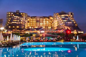 Limak Lara Deluxe Hotel & Resort Antalya, Lara