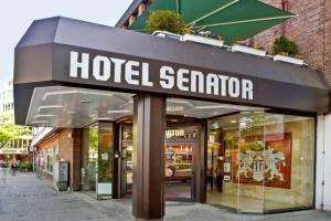 Hotel Senator