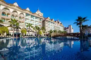 Side Crown Palace Ultra All Inclusive, Side