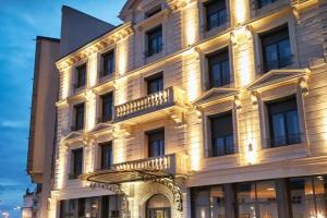 Hotel Victoria, Valence