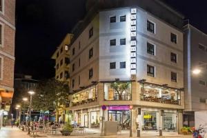 Aston Hotel, Andorra La Vella