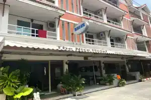 The Nice Hotel, Patong