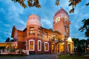 Villa Ammende Restaurant and Hotel, Parnu