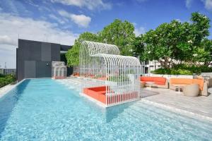 Dusitd2 Hua Hin, Hua Hin