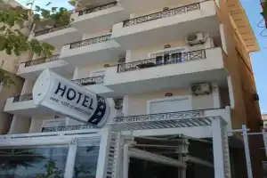 Hotel Mano, Sarande
