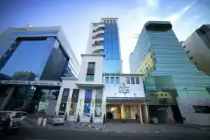 Raviz Center Point Hotel, Dubai