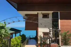 Dora Butik Hotel, Arakli