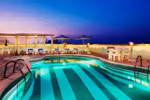 Avenue Hotel Dubai, Dubai