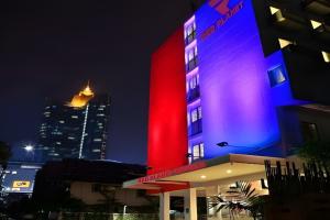 Red Planet Asoke - SHA Extra Plus Hotel, Bangkok