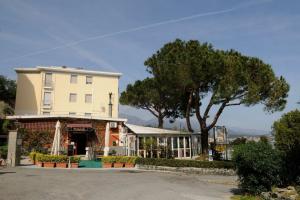 Hotel Puntabella, Varazze