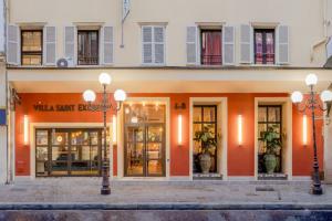 Hostel «Saint Exupery Beach Hostel», Nice