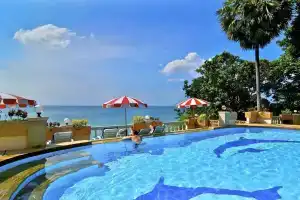 Baan Hill Phuket Resort, Karon
