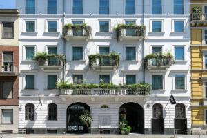 Senato Hotelo, Milan