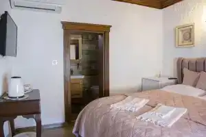 Villa Teos, Izmir