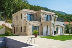 Oak Leaf Residences Villa, Budva