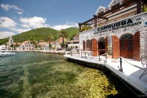 Dobrota - Hotels