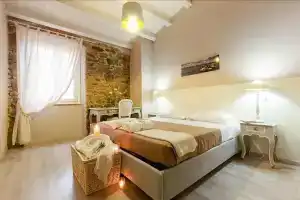 Bed & Breakfast «Botrona B&B», Scarlino