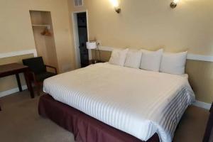 Comox Valley Inn & Suites, Courtenay