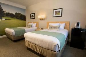 Adria Hotel and Conference Center, Queens