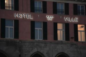 Hotel De Ville, Genoa